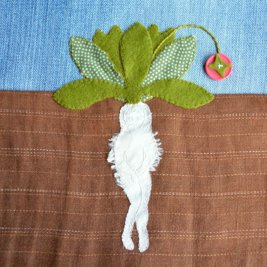 Mandragora, applicatie van synthetische stoffen op linnen en denim.